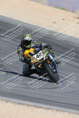 media/Nov-15-2024-CVMA Friday Practice (Fri) [[b142d29251]]/4-Group 4 and Trackday/Session 2 (Turn 10)/